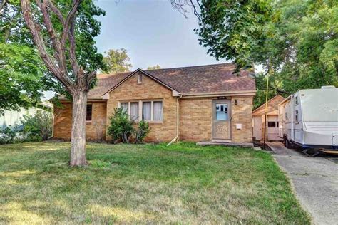 homes for sale estherville iowa|exp realty estherville ia.